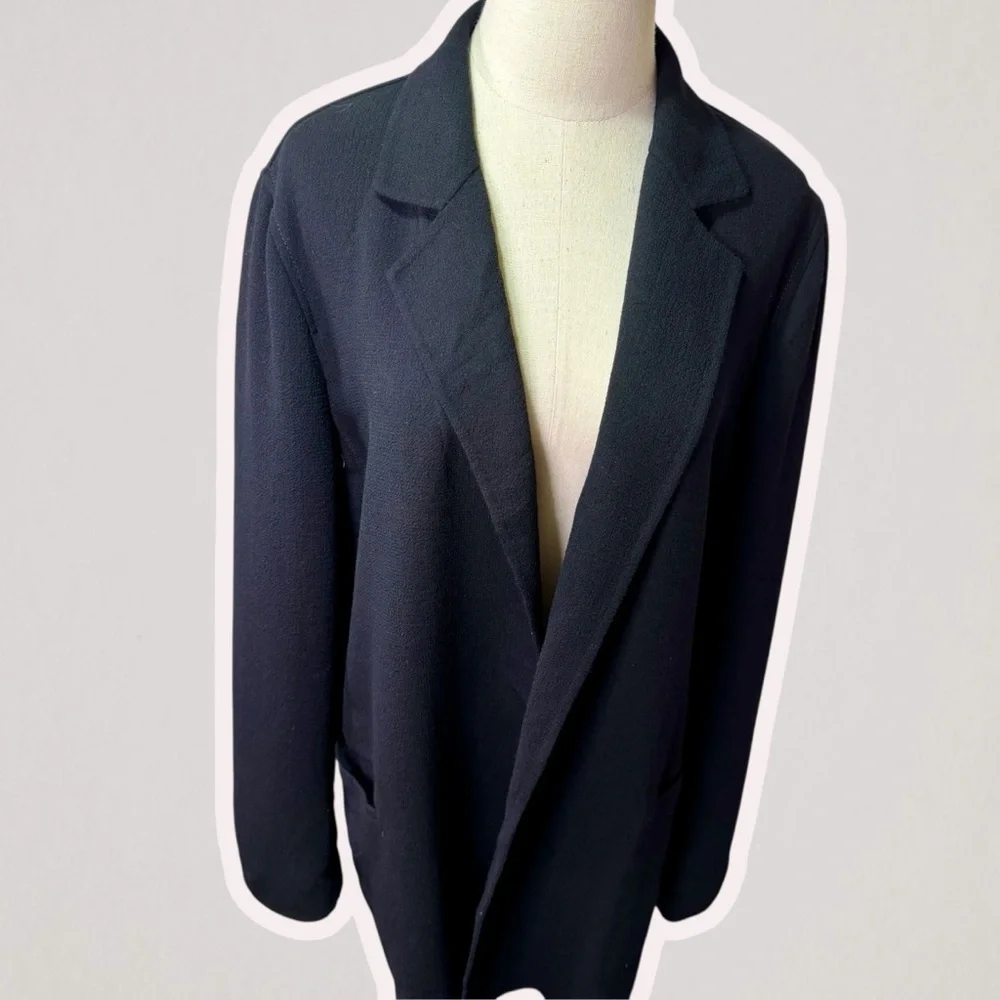 Lafayette 148 New York Black ‘Wynne Nouveau Crepe Blazer’ in Wool Size Large